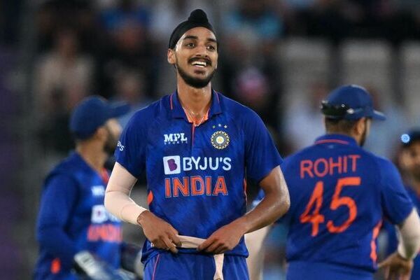 Ravi Shastri wants Arshdeep Singh to be a part of India's T20 World Cup team.